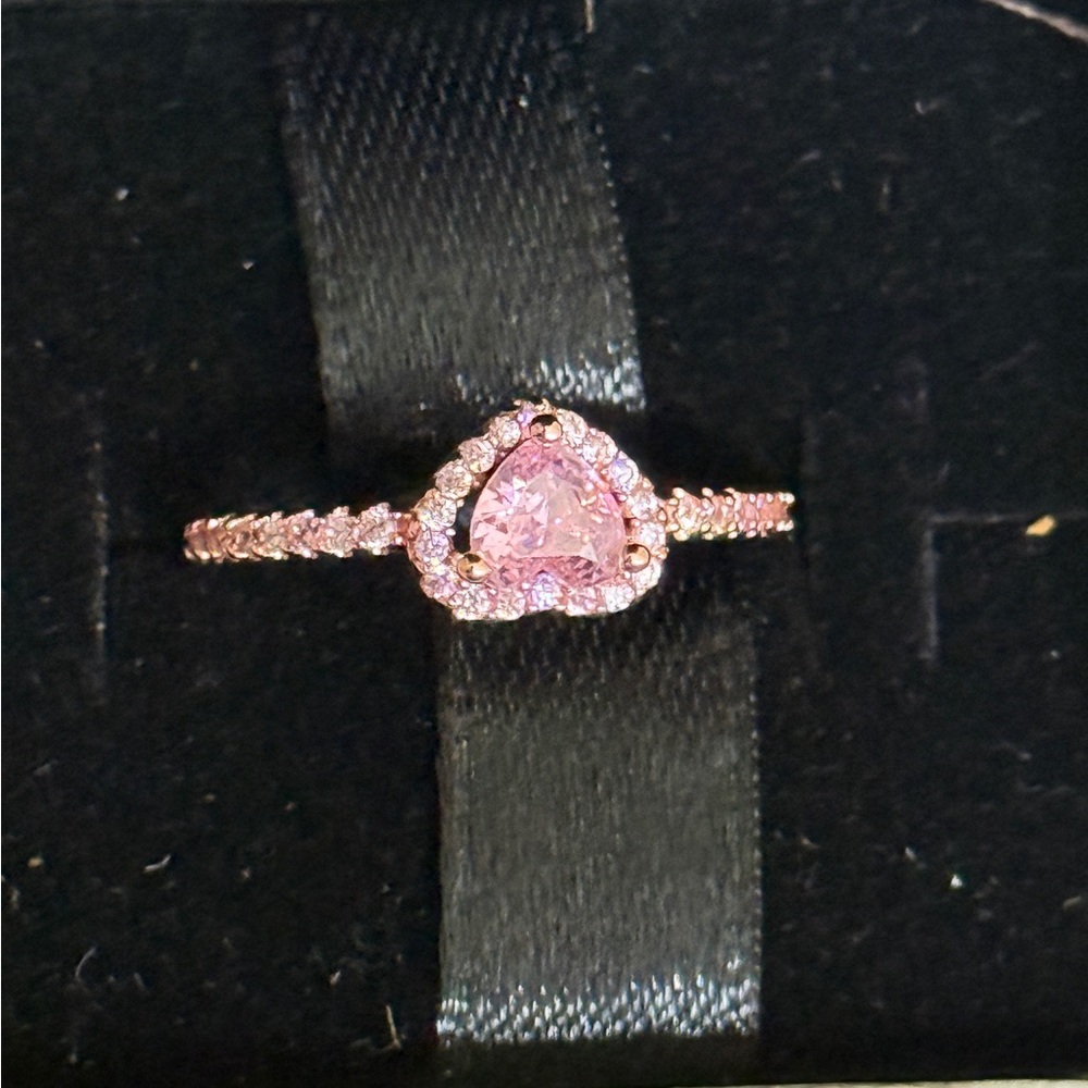 Pandora Rose Heart Ring with Pink Gem - Picture 2 of 2